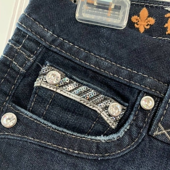 Rock Revival Size 25 Dark Wash Embellished Bootcut Jeans NEW! - Picture 4 of 5
